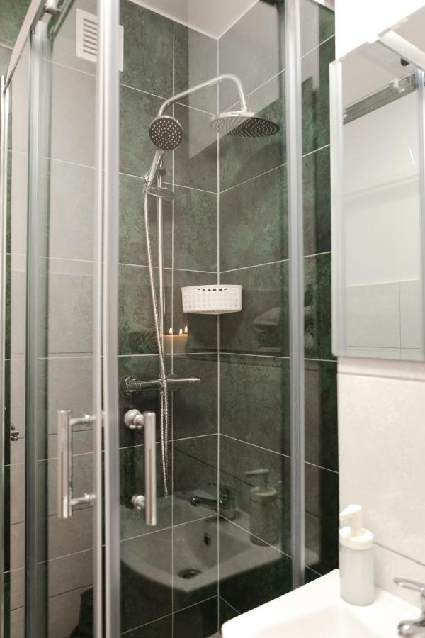 Wow Rooms Warsaw Exterior photo